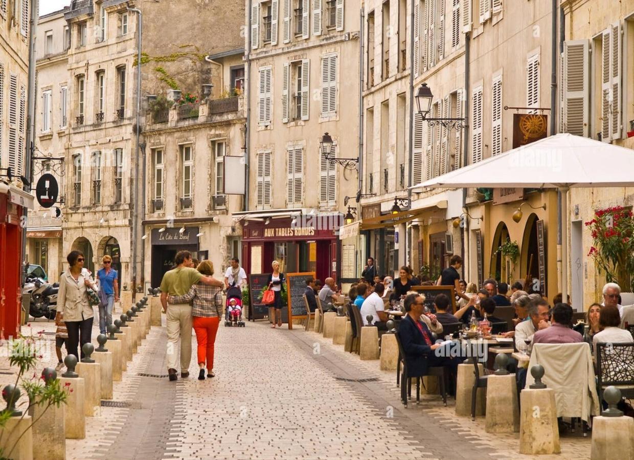 Appartement T3 Tout Confort En Duplex A 20Mn A Pied Du Centre-Ville Avec Tv Et Wifi La Rochelle  Buitenkant foto